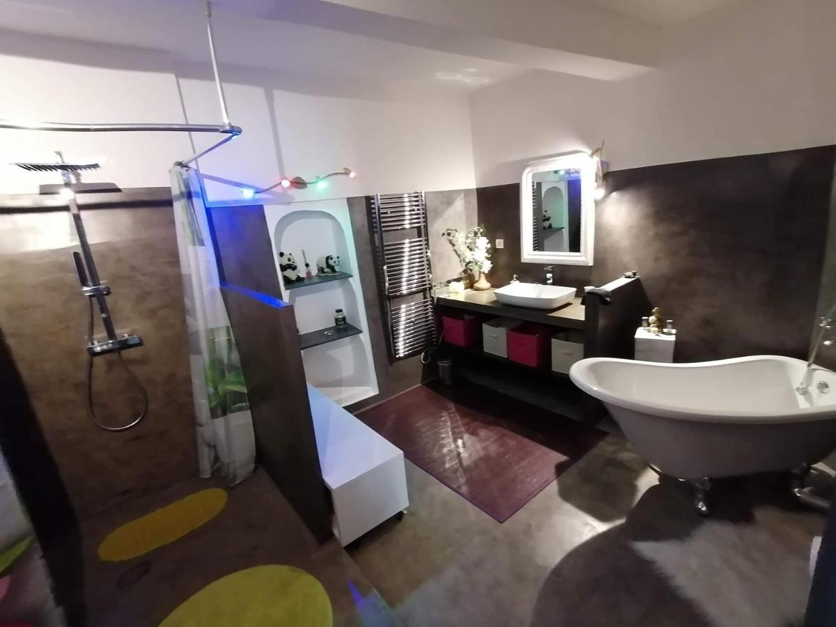 Dream Color Apartment Alignan-du-Vent Bagian luar foto